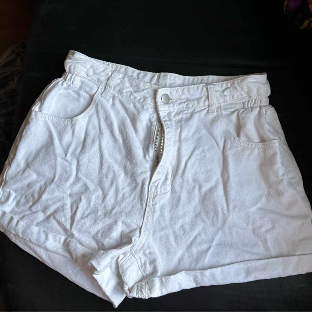 pairs of size DazybLarge denim shorts.
